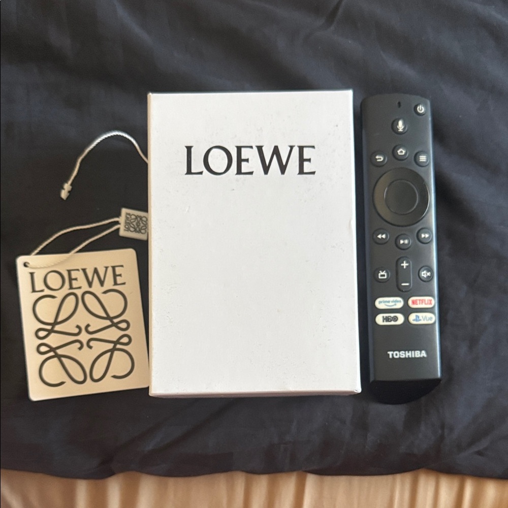 Loewe white box